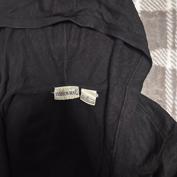 Black Hooded Duster Cardigan – Cozy & Versatile ✨ - Picture 3 of 3